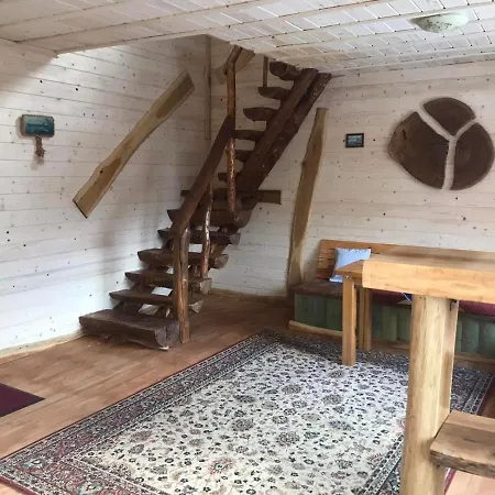 Kostel House-2